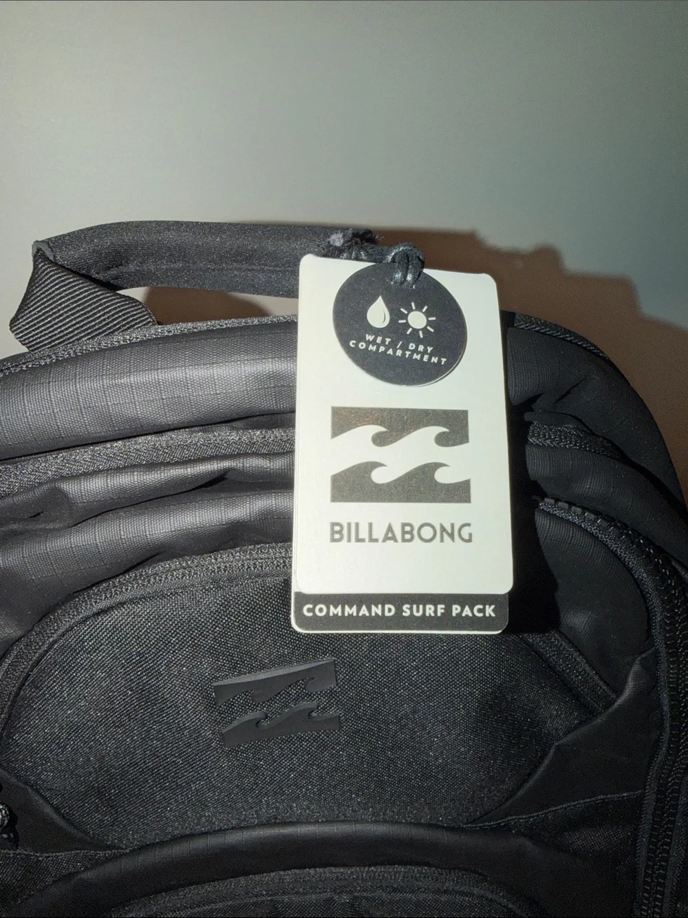 Billabong Black Men's Backpack with Multiple Pockets